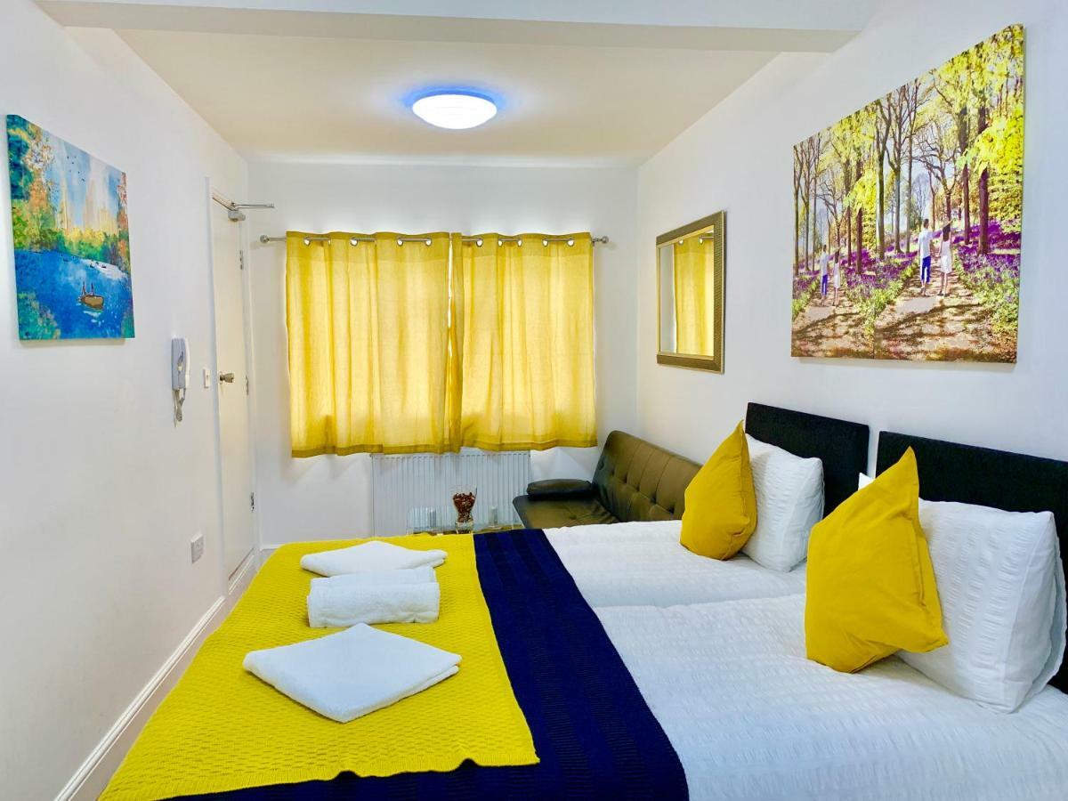 London Studio Apartments, Private Bathrooms And Parking Ilford Exterior foto